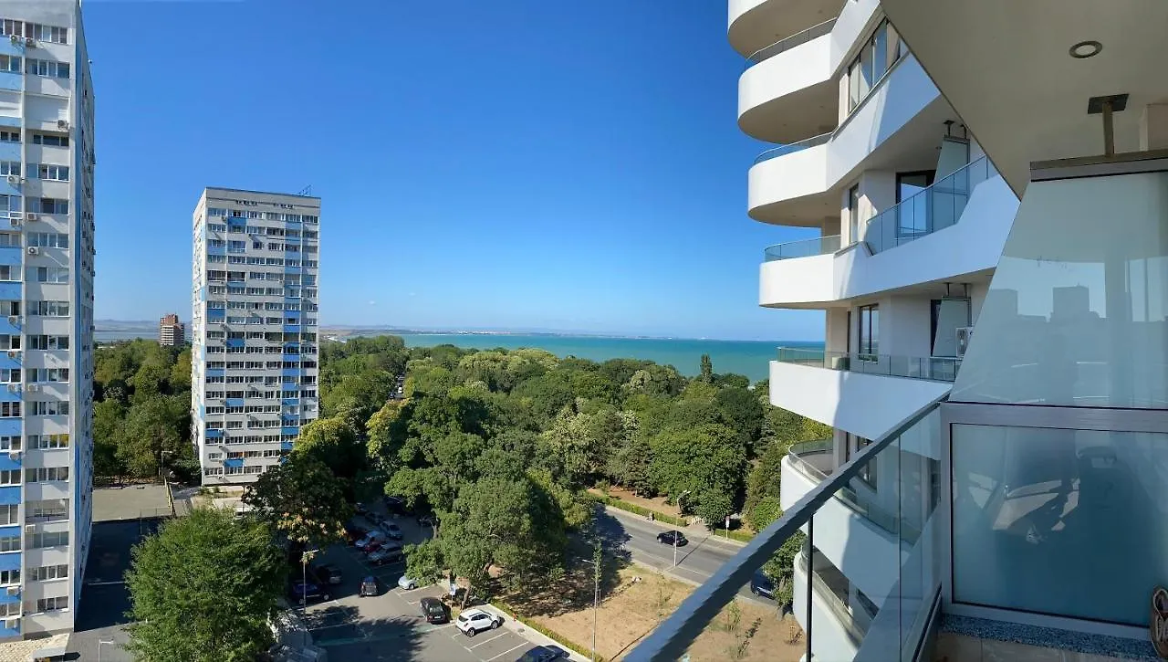 Flora Panorama ***** Luxury Appartement 부르가스