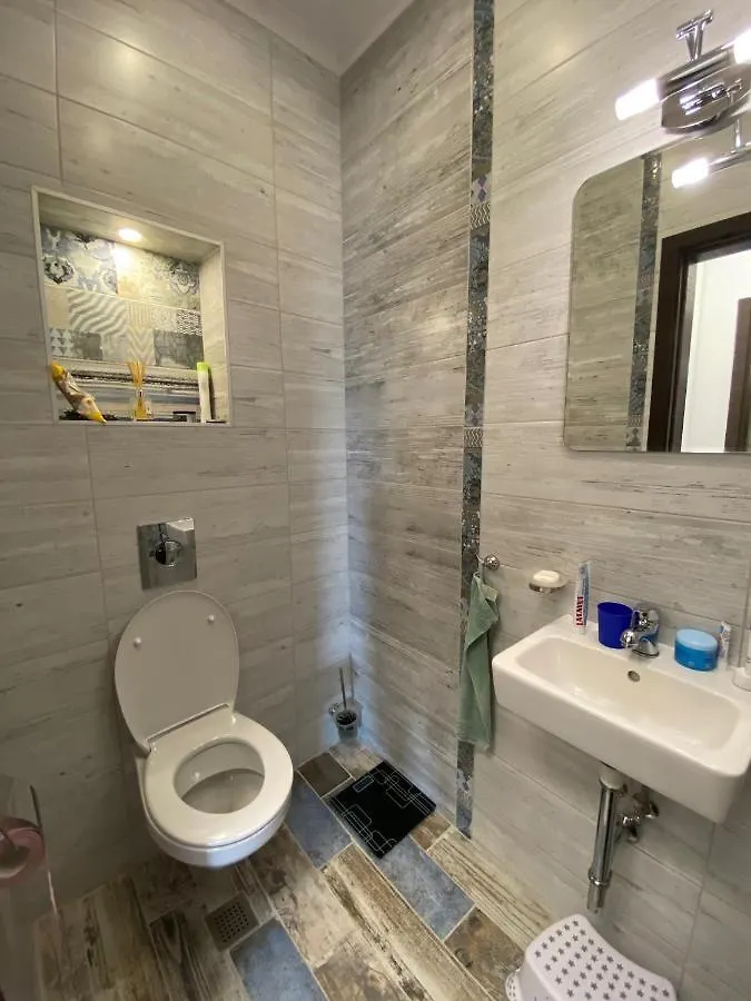 Flora Panorama ***** Luxury Appartement 부르가스